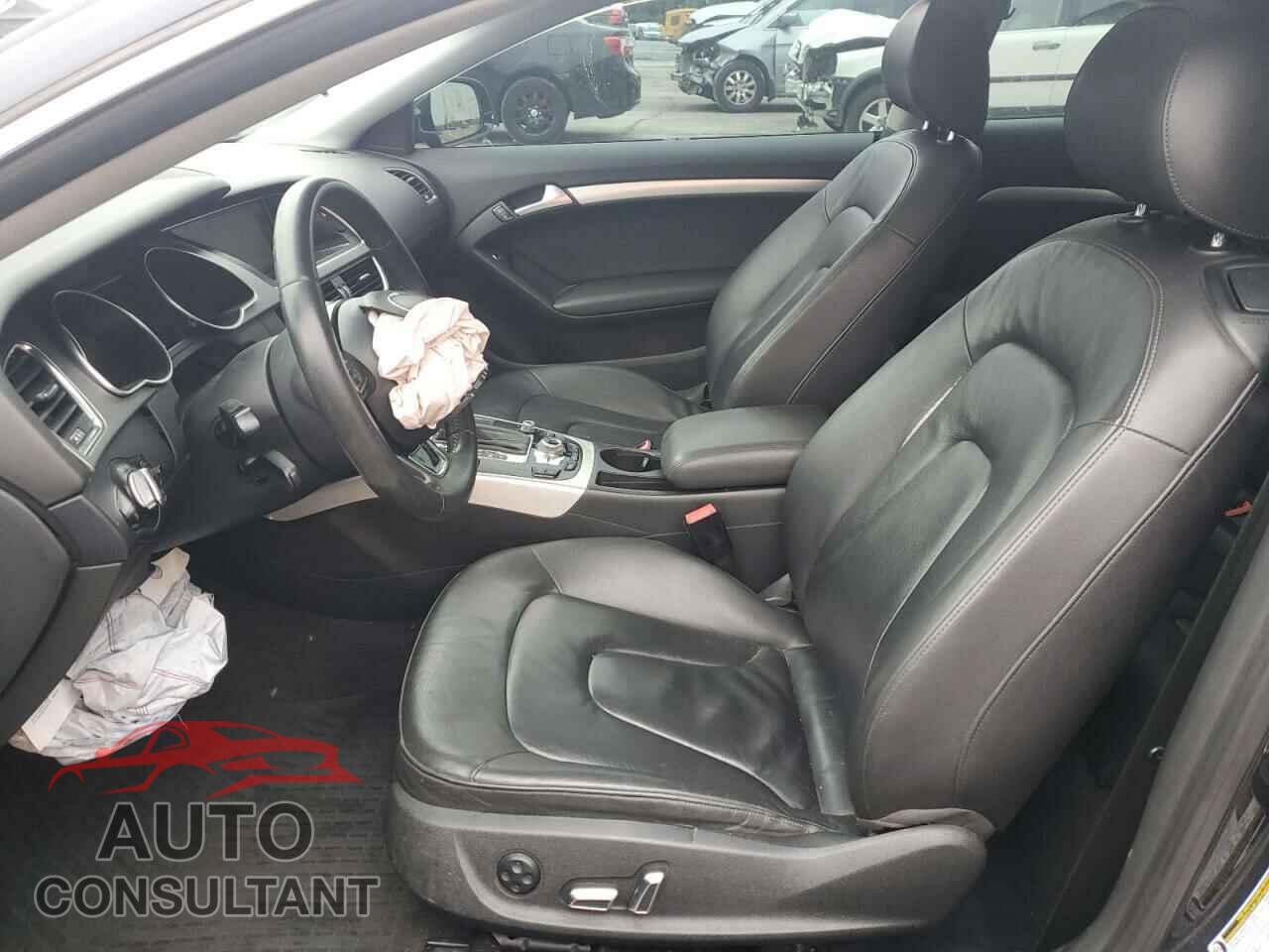 AUDI A5 2013 - WAULFAFR4DA002192