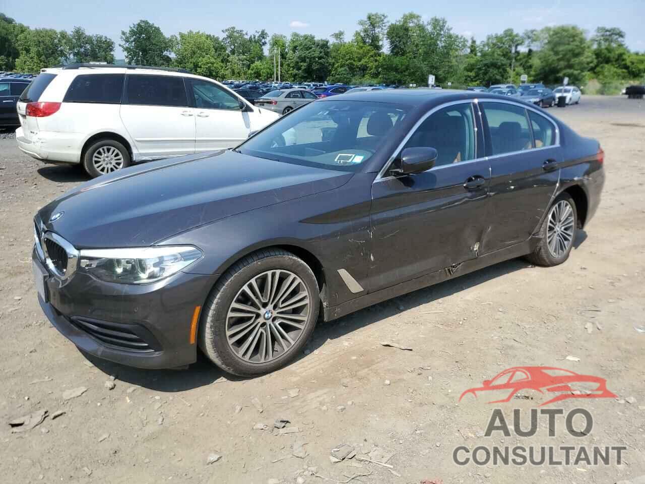 BMW 5 SERIES 2019 - WBAJA7C55KWW23371