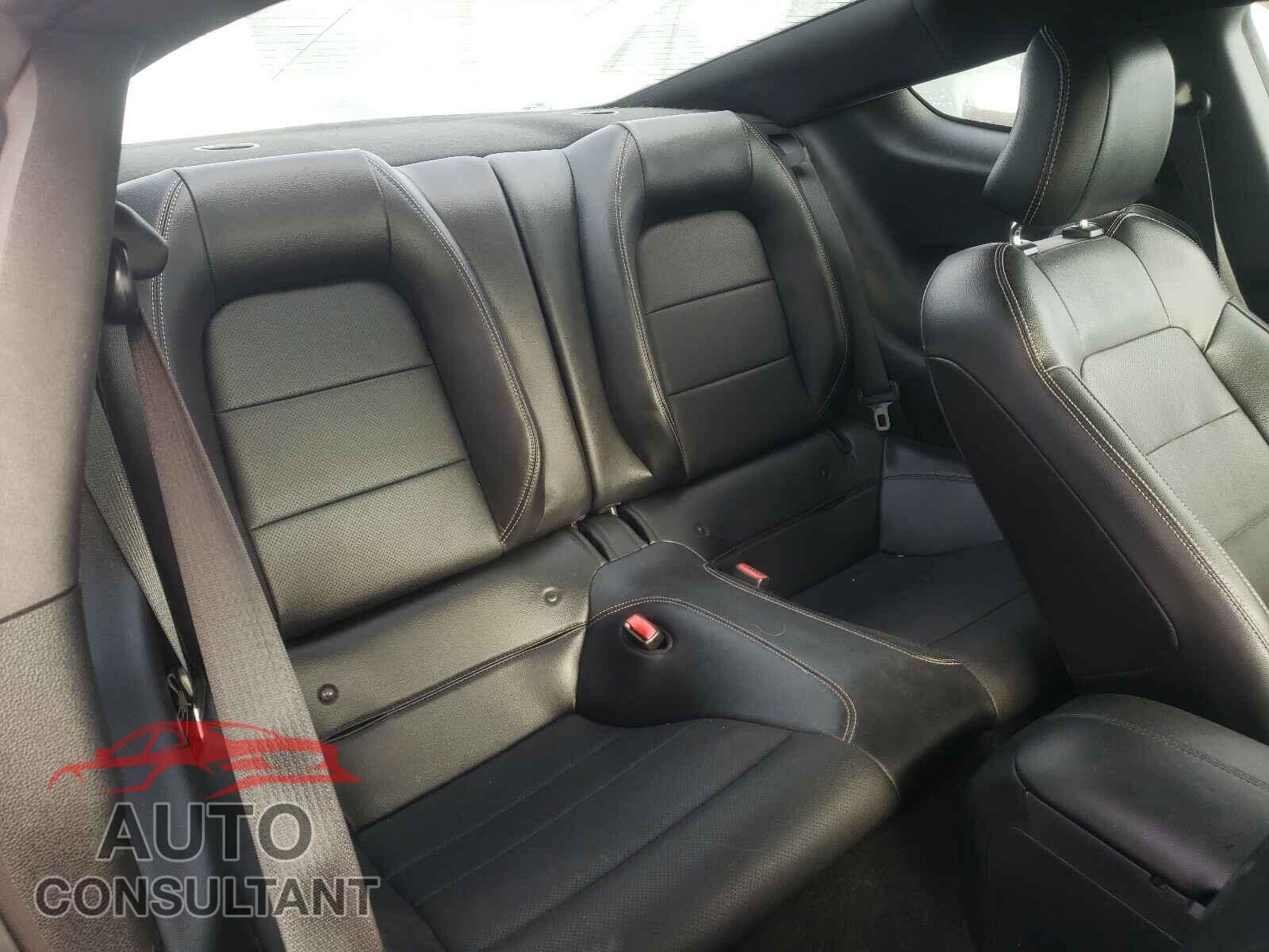 FORD MUSTANG 2017 - 1FA6P8TH5H5266902