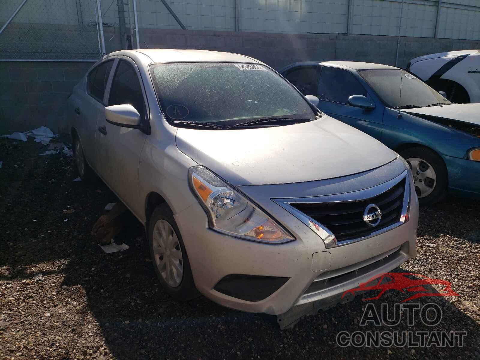 NISSAN VERSA 2019 - 3N1CN7AP6KL818375