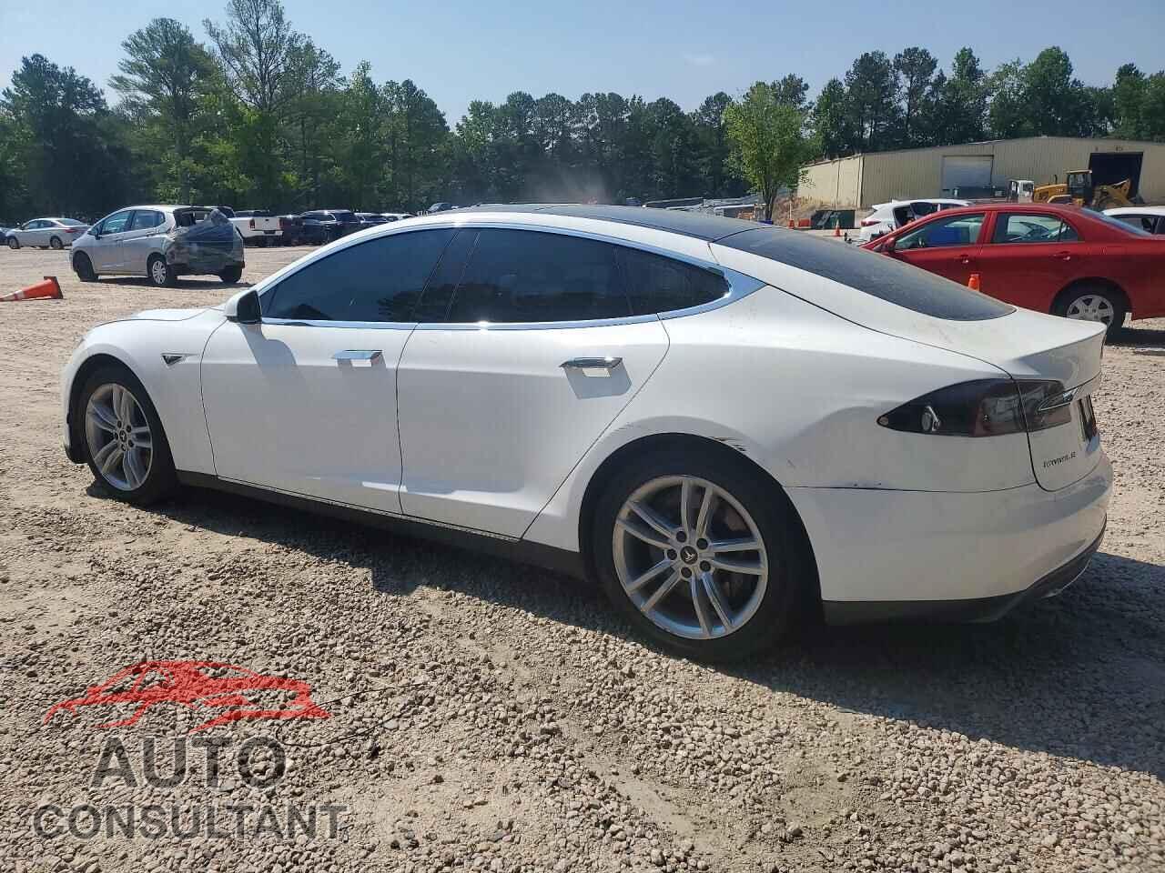TESLA MODEL S 2013 - 5YJSA1AC0DFP10947