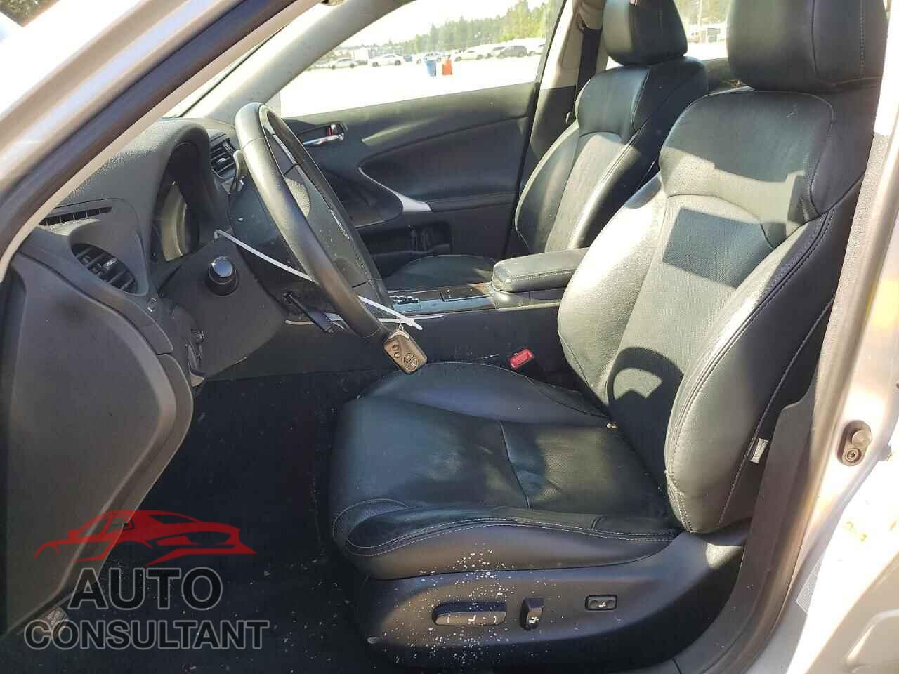 LEXUS IS 2010 - JTHCF5C25A5042236