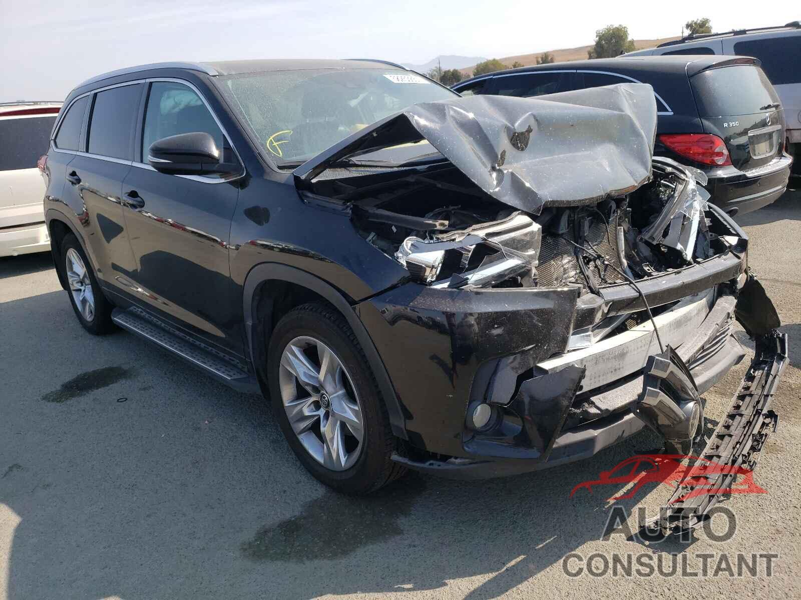TOYOTA HIGHLANDER 2018 - 5TDDZRFH3JS901743