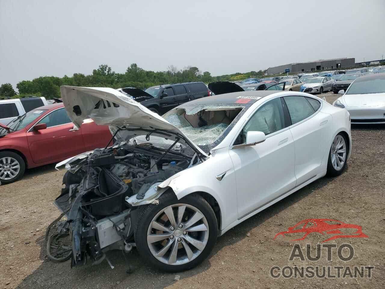 TESLA MODEL S 2018 - 5YJSA1E23JF275936