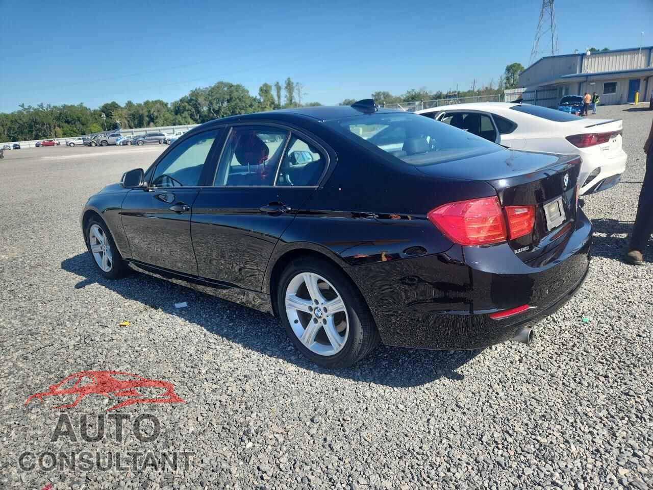 BMW 3 SERIES 2013 - WBA3B1C5XDF461503