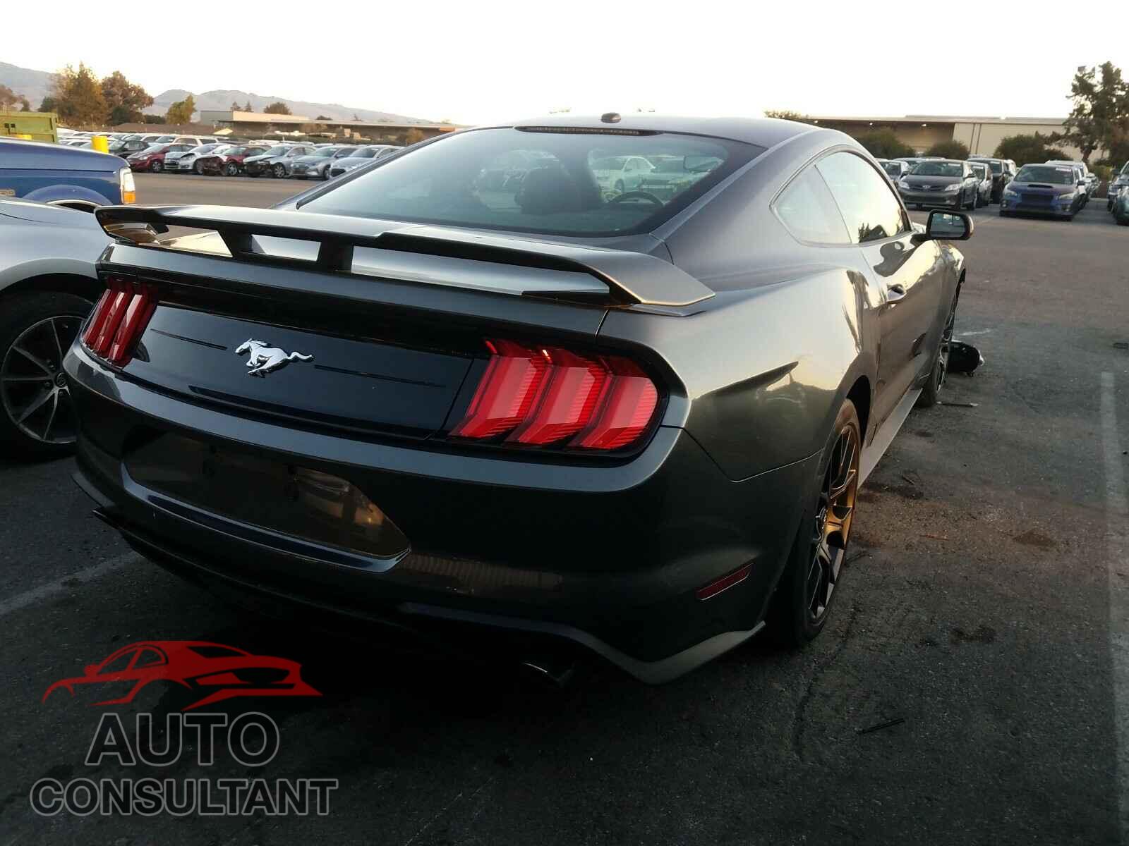 FORD MUSTANG 2018 - 1FA6P8TH9J5114739