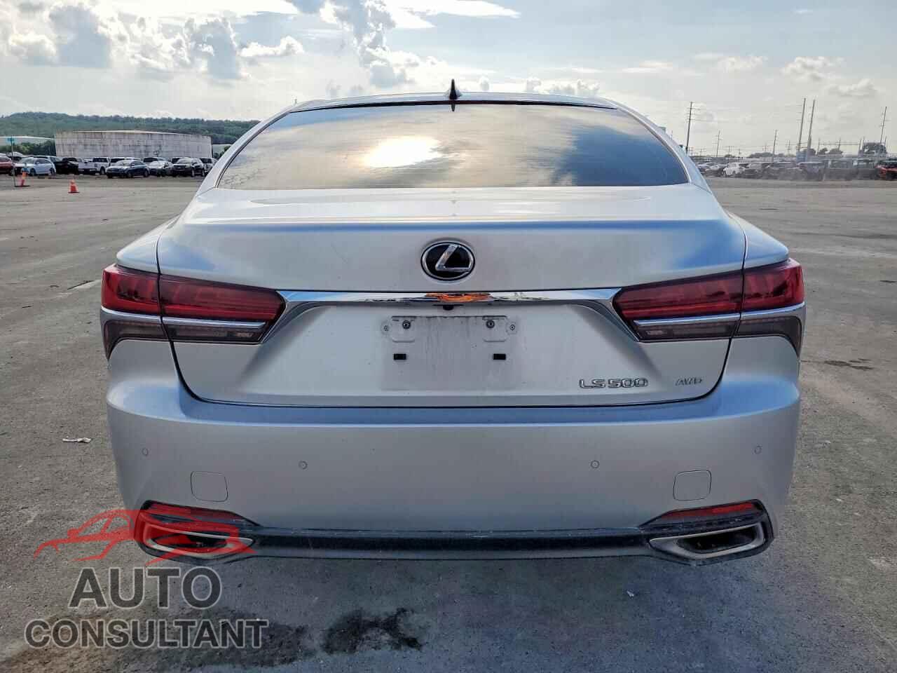 LEXUS LS500 2018 - JTHC5LFF3J5000976
