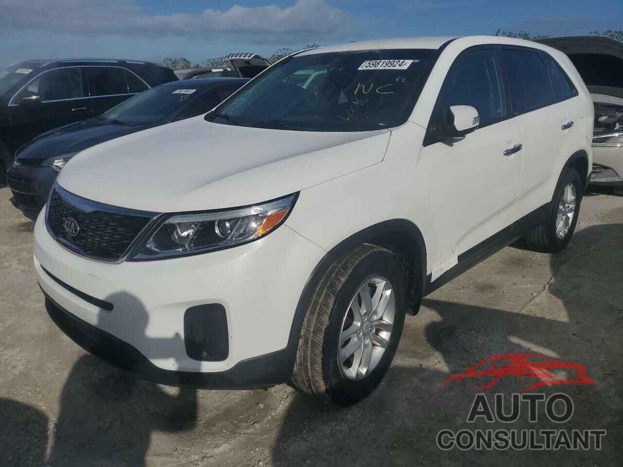 KIA SORENTO 2015 - 5XYKT3A69FG630476