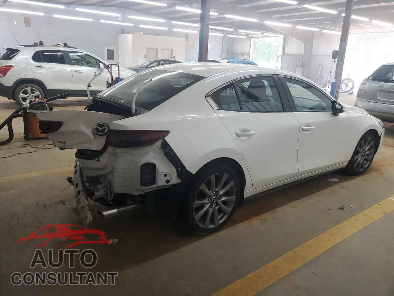 MAZDA 3 2021 - JM1BPABL2M1337559