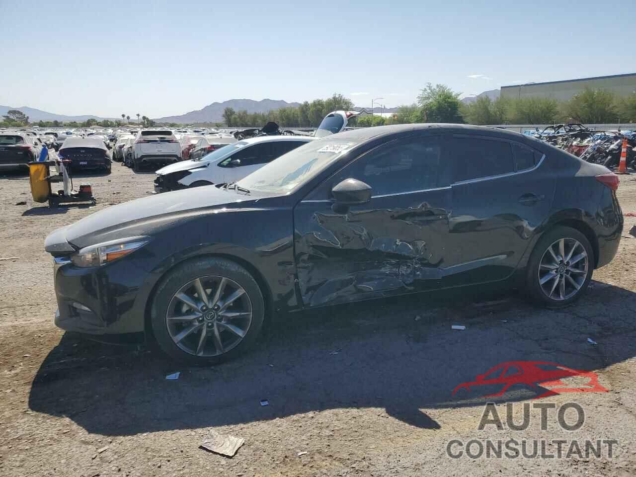 MAZDA 3 2018 - 3MZBN1V38JM162604