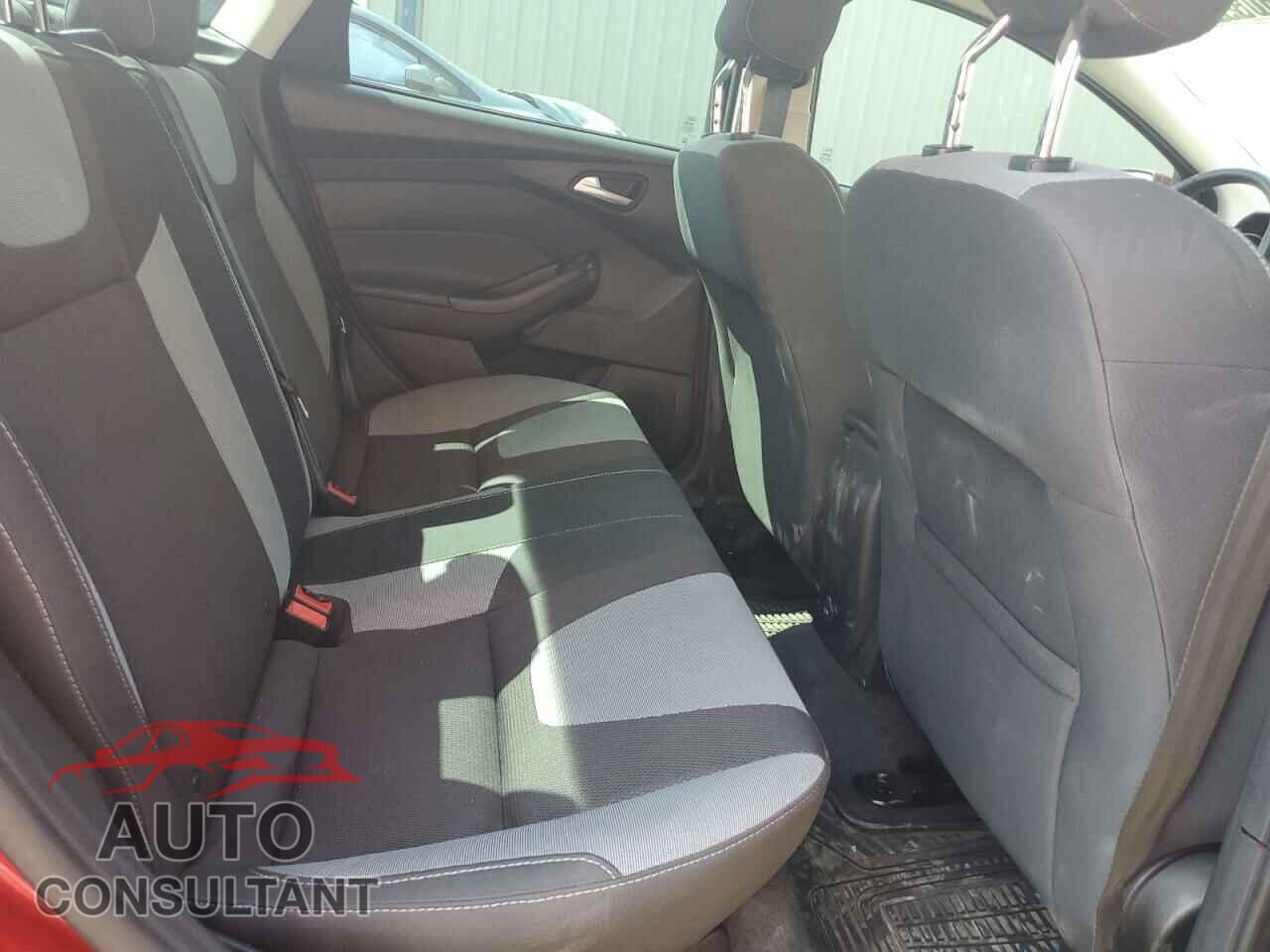 FORD FOCUS 2012 - 1FAHP3F24CL250648