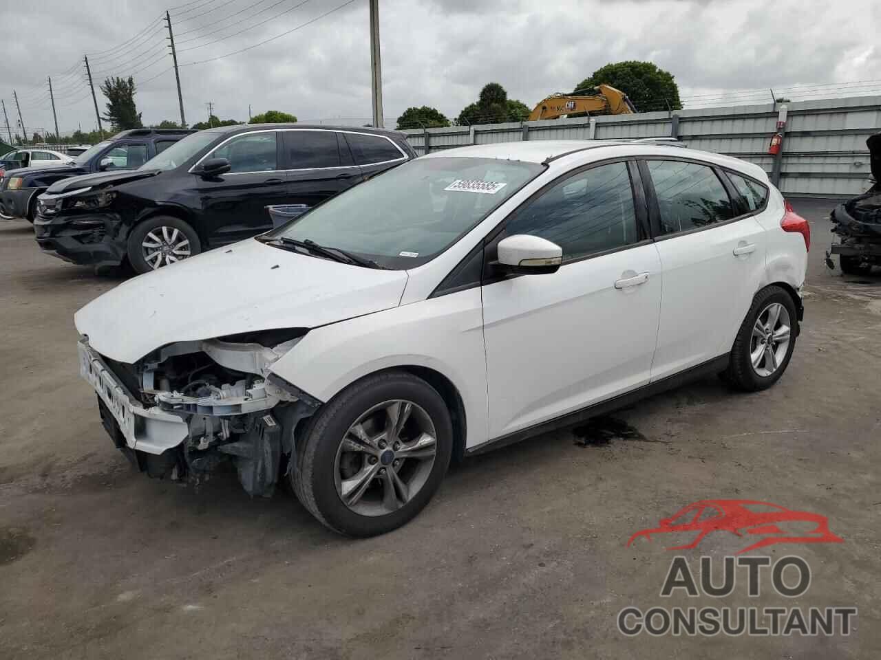 FORD FOCUS 2014 - 1FADP3K20EL271973