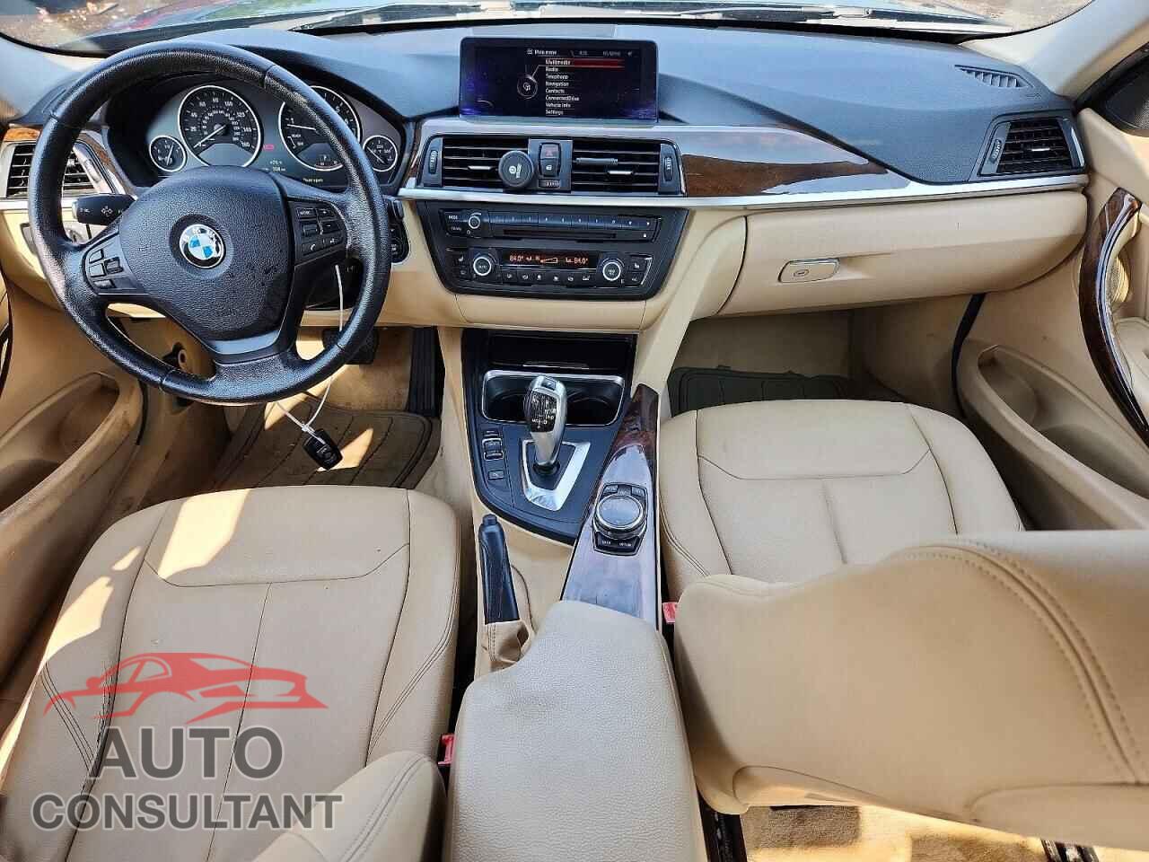 BMW 3 SERIES 2015 - WBA3C3C58FK200535