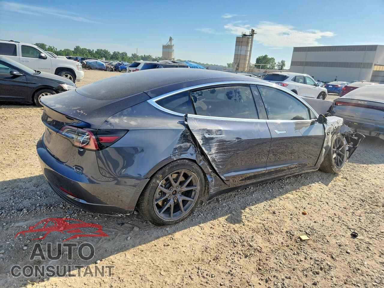 TESLA MODEL 3 2018 - 5YJ3E1EA4JF022012