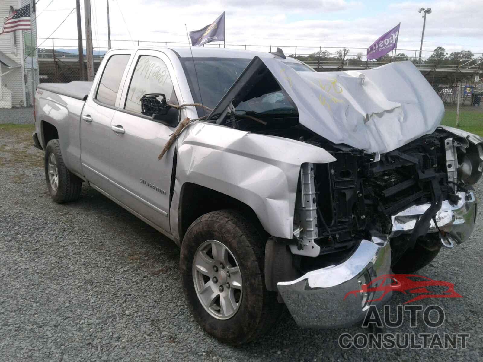 CHEVROLET SILVERADO 2018 - 1GCVKREC5JZ330740