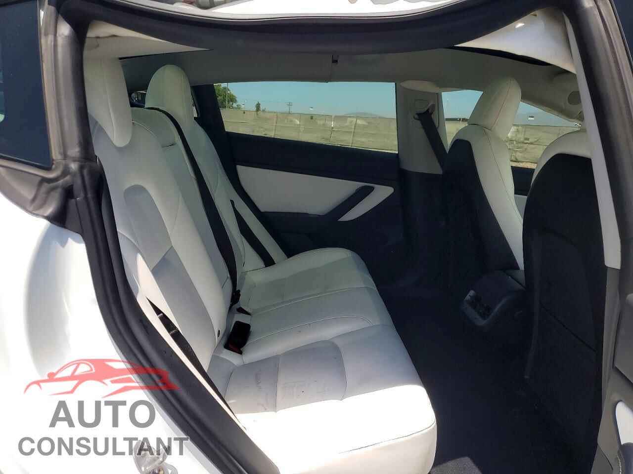 TESLA MODEL 3 2019 - 5YJ3E1EA2KF486921