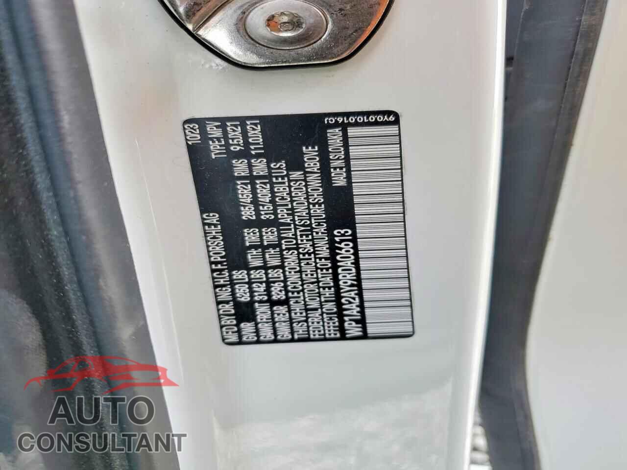 PORSCHE CAYENNE 2024 - WP1AA2AY9RDA06613