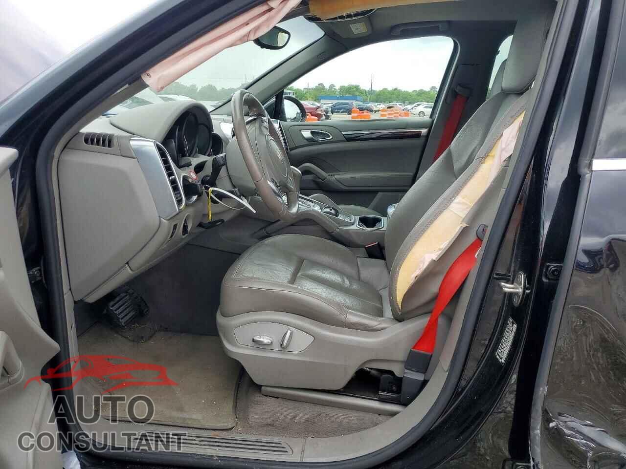 PORSCHE CAYENNE 2013 - WP1AA2A21DLA01237