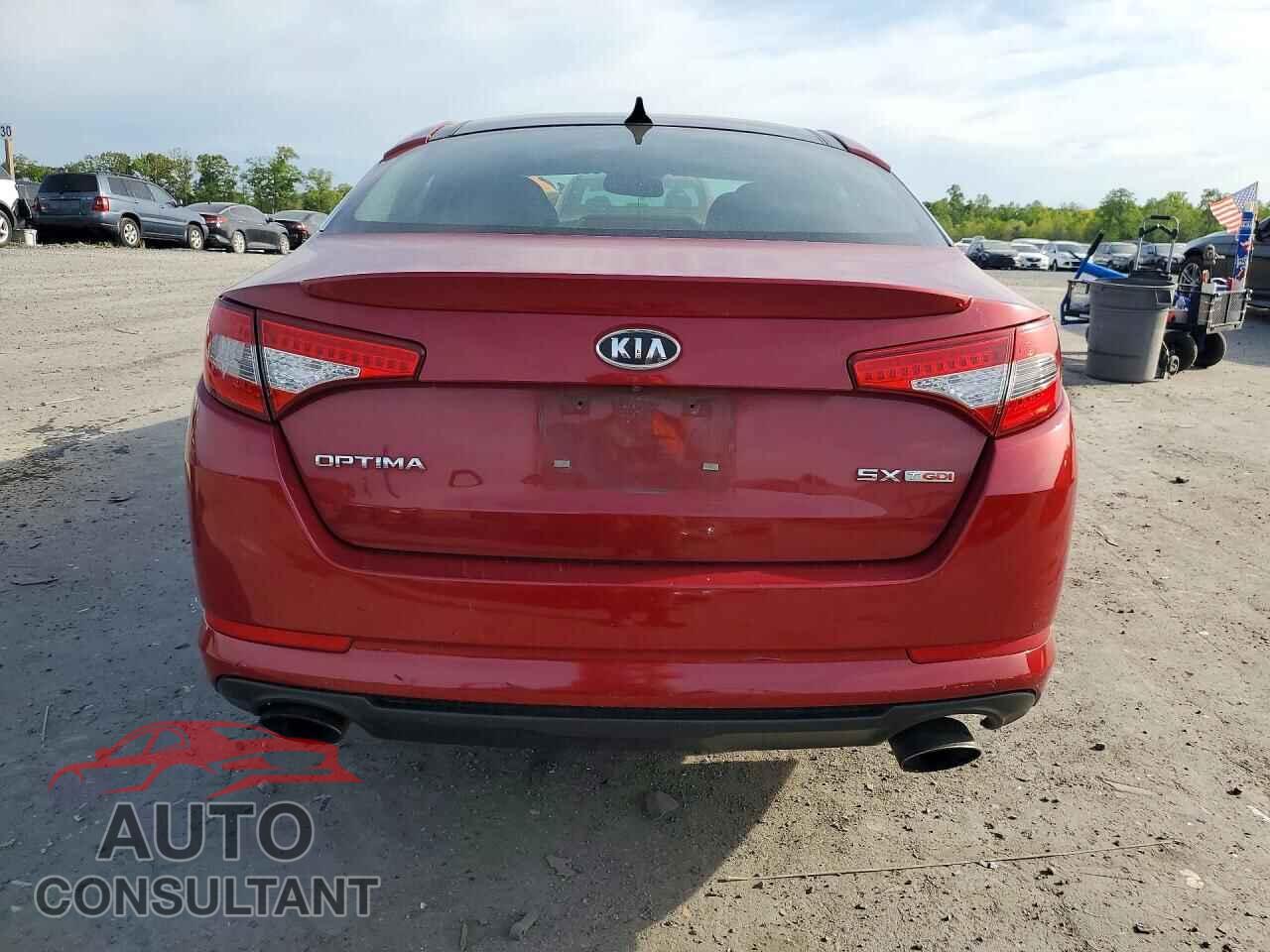 KIA OPTIMA 2012 - 5XXGR4A68CG082397