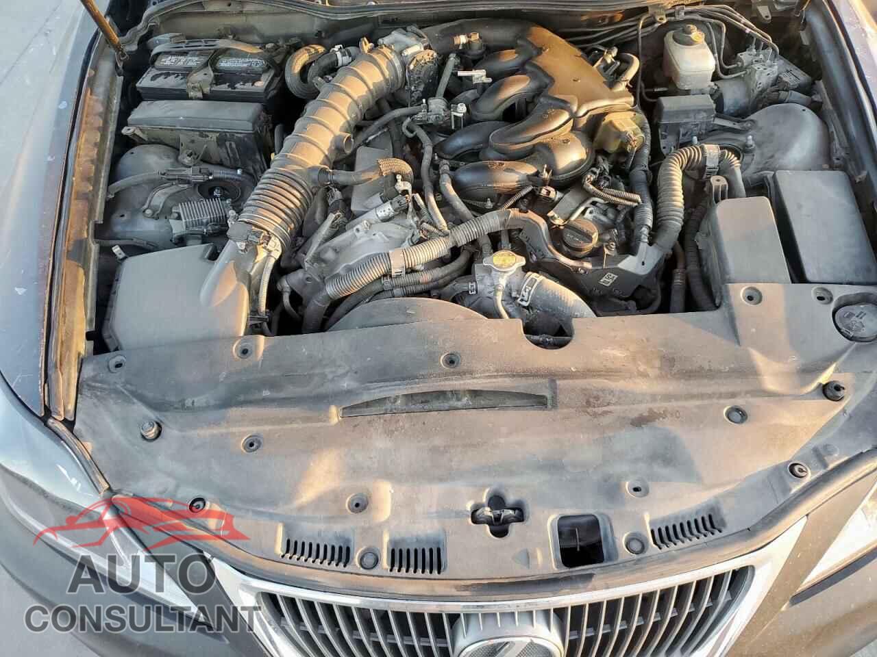 LEXUS IS 2011 - JTHBF5C28B5129870
