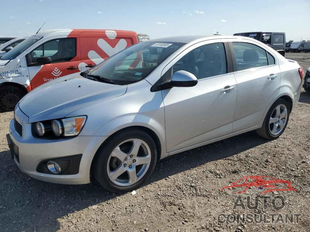 CHEVROLET SONIC 2016 - 1G1JE5SB8G4160821