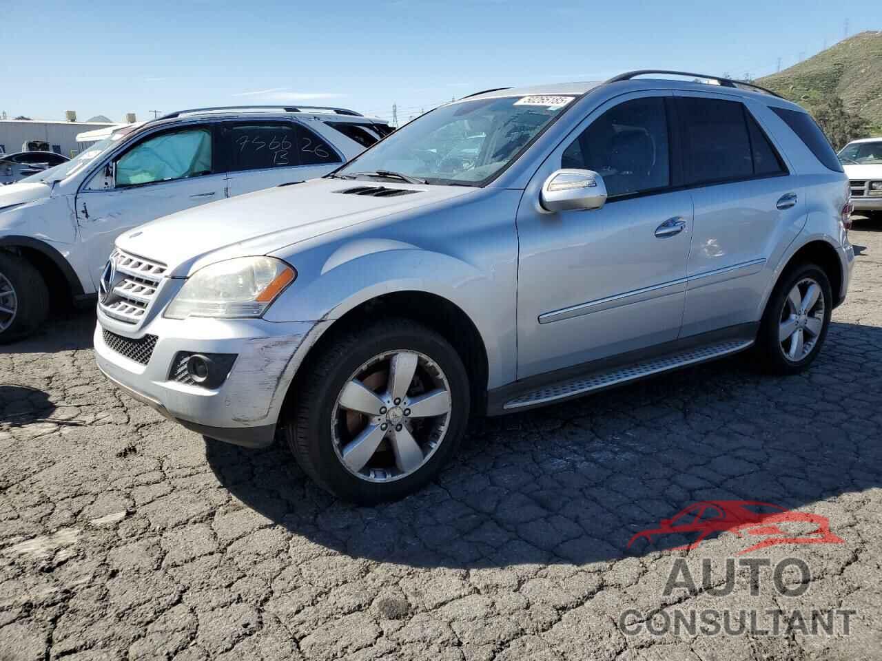 MERCEDES-BENZ M-CLASS 2009 - 4JGBB86E89A485026