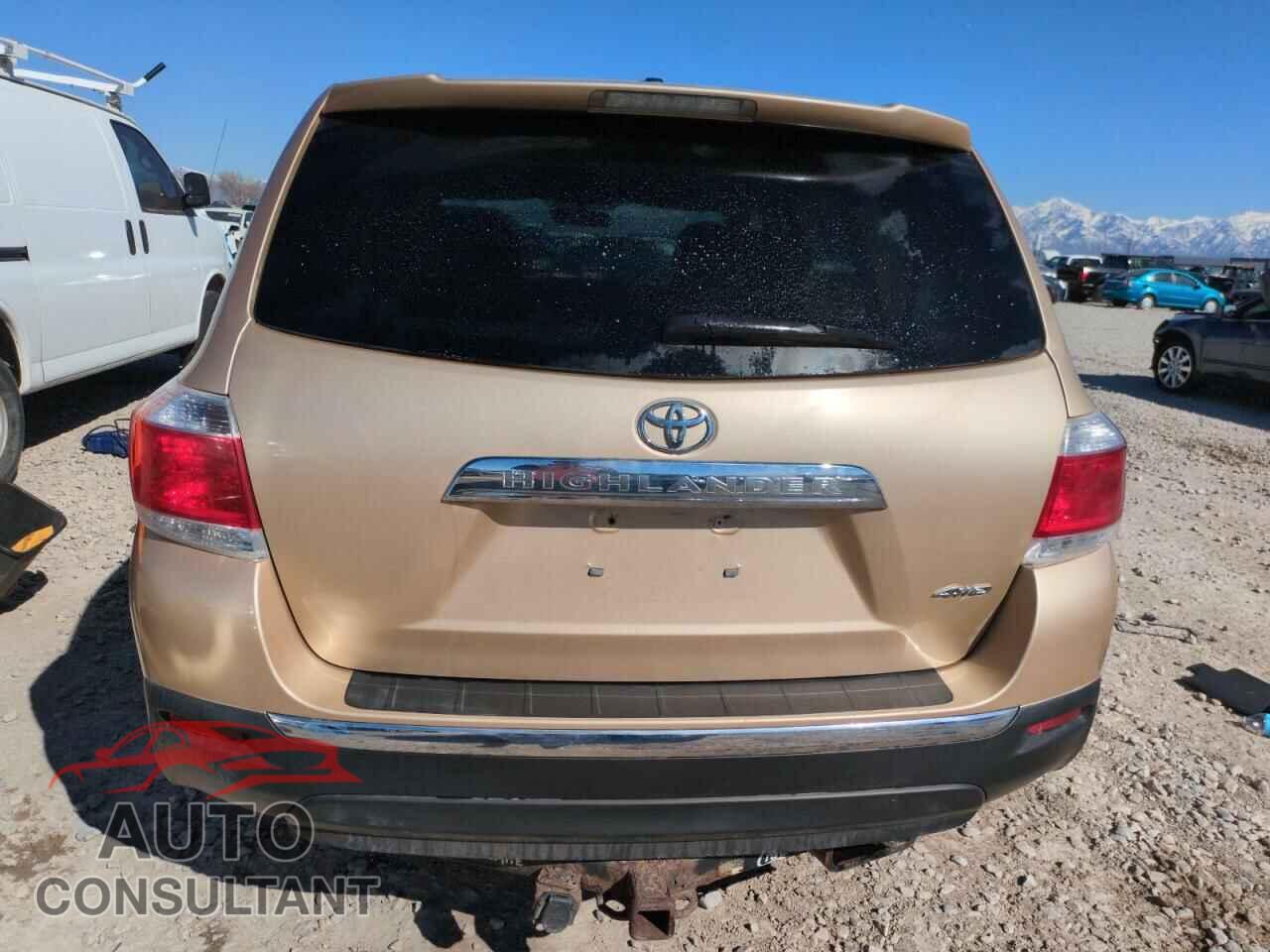 TOYOTA HIGHLANDER 2011 - 5TDBK3EH5BS060181