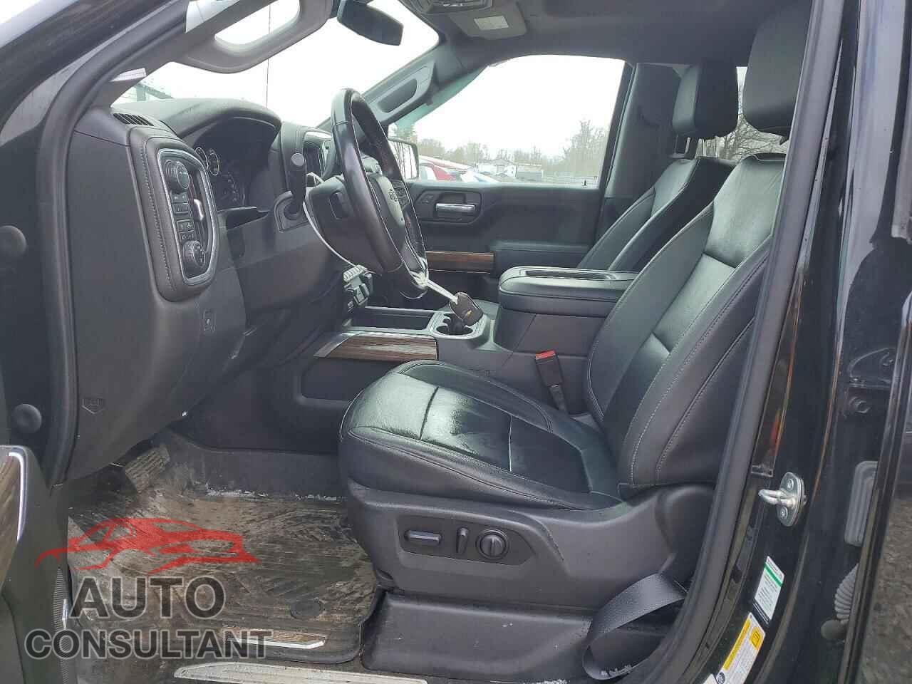 CHEVROLET SILVERADO 2021 - 1GCPYFED7MZ347364