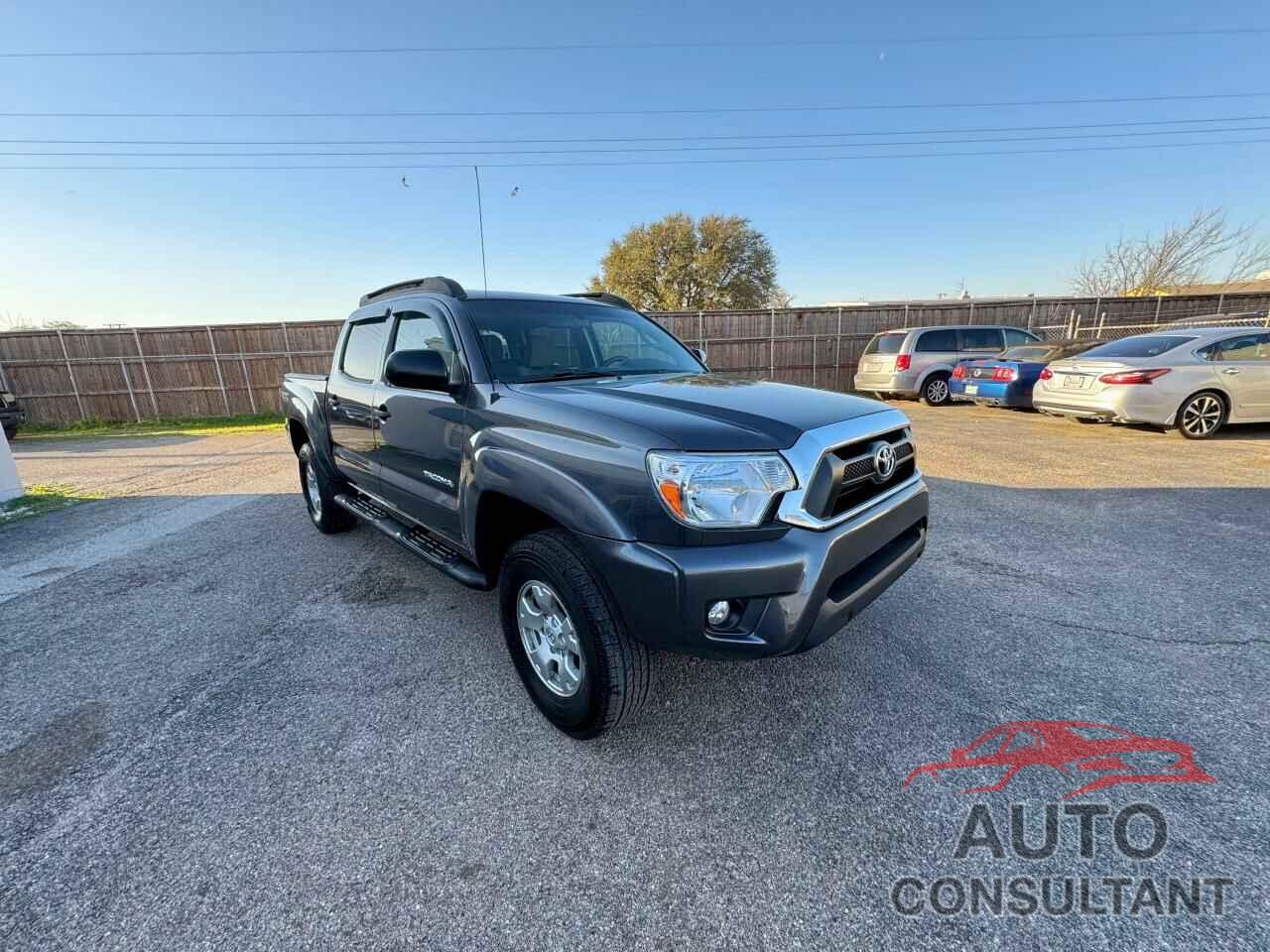 TOYOTA TACOMA 2015 - 3TMLU4EN7FM178524