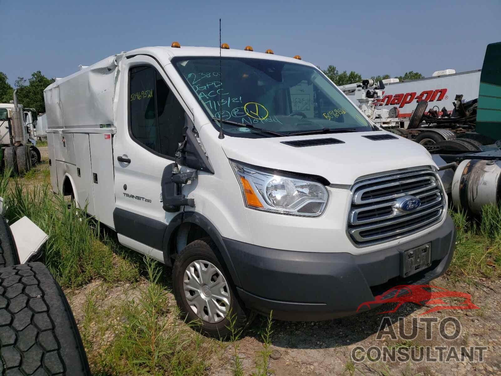 FORD TRANSIT CO 2018 - 1FDYR5PM9JKB31637