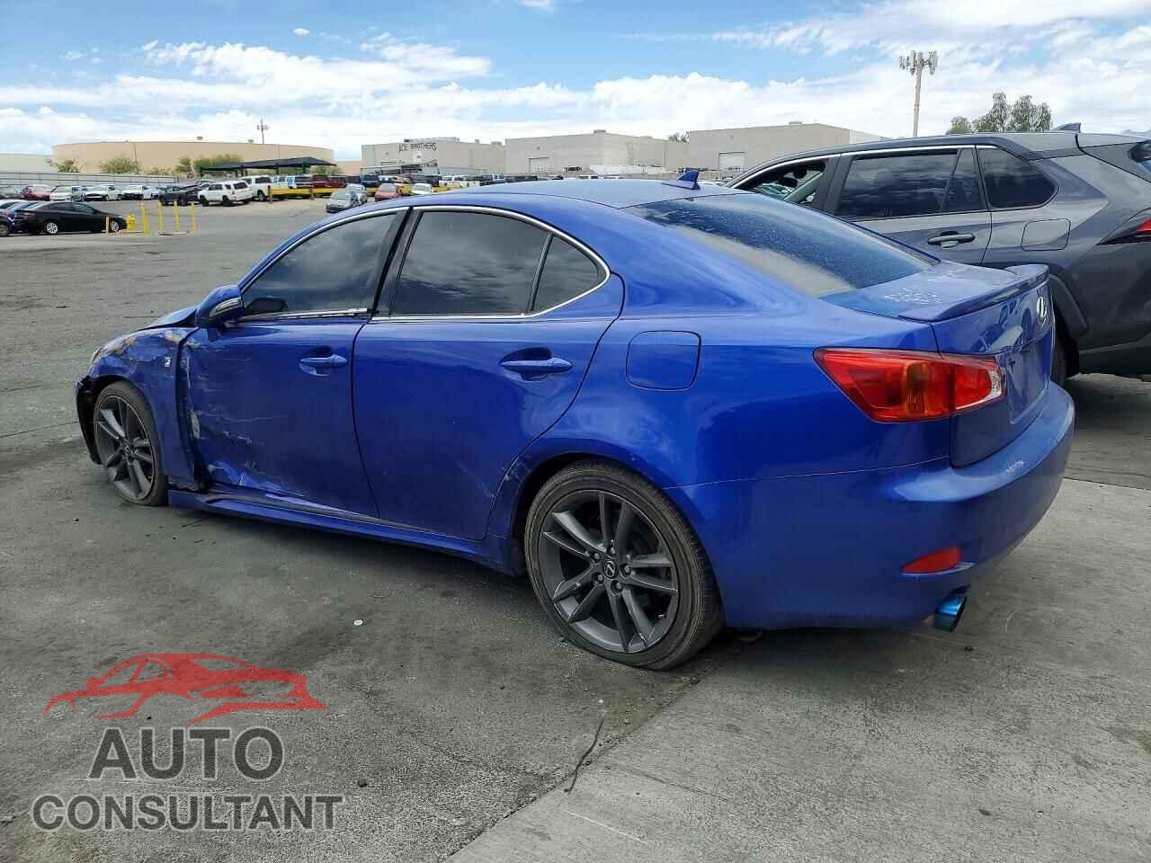 LEXUS IS 2011 - JTHBF5C29B5155975