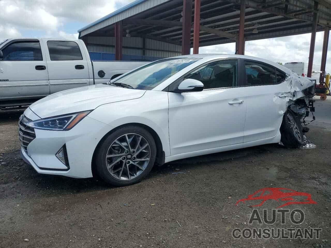 HYUNDAI ELANTRA 2019 - 5NPD84LF2KH483711