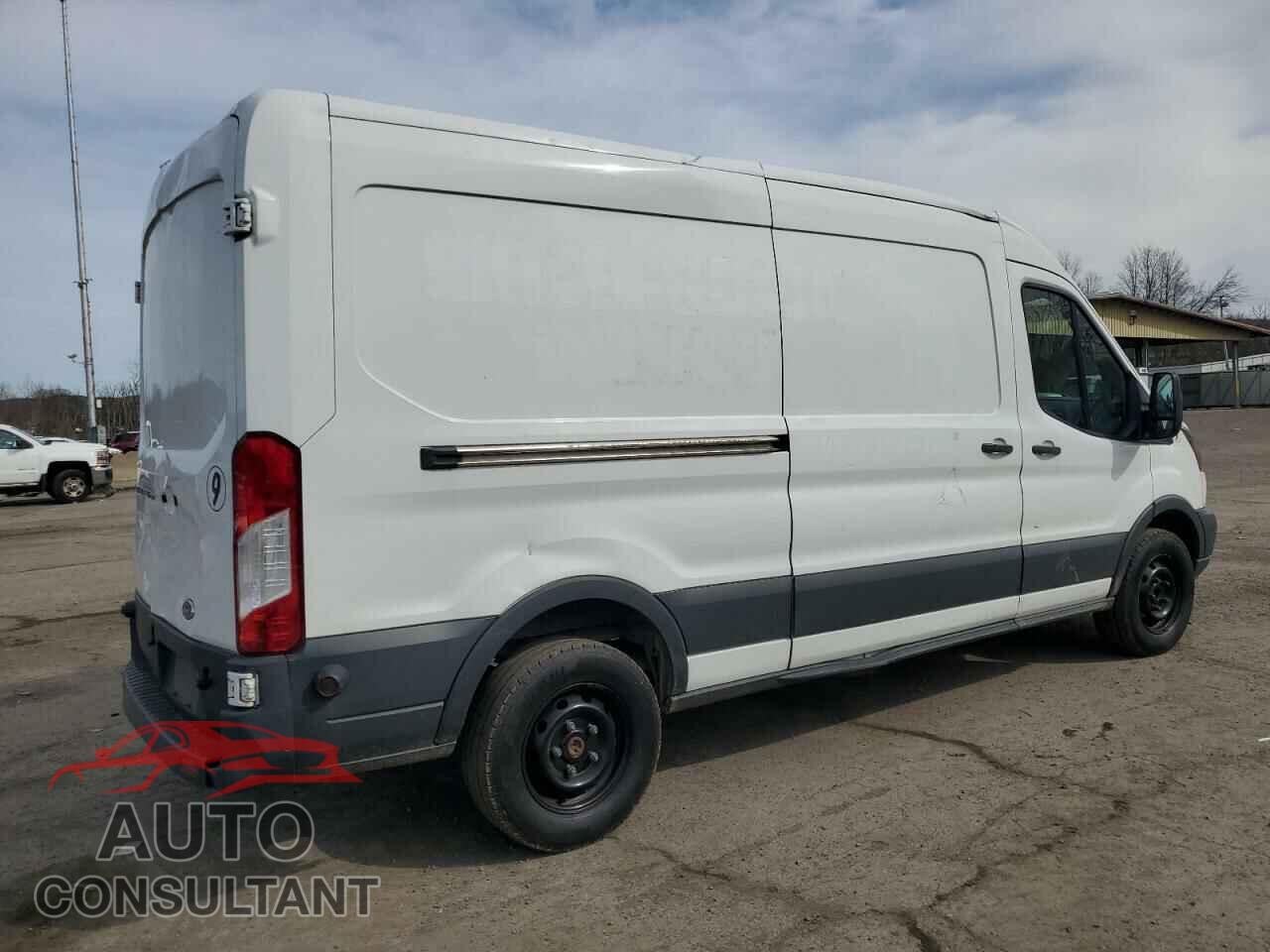 FORD TRANSIT 2017 - 1FTYR2CM0HKB06239