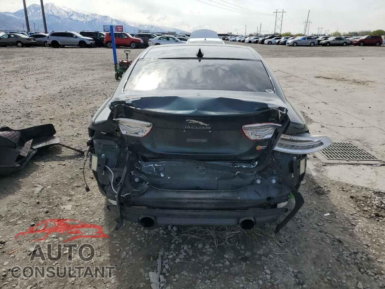 JAGUAR XE 2017 - SAJAK4BV2HA974312