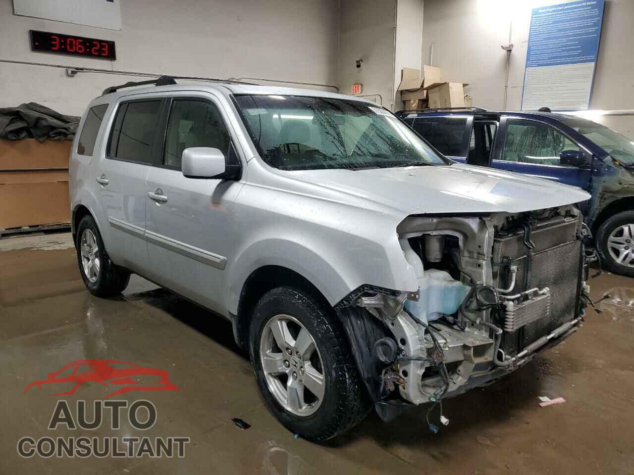 HONDA PILOT 2009 - 5FNYF48439B044802