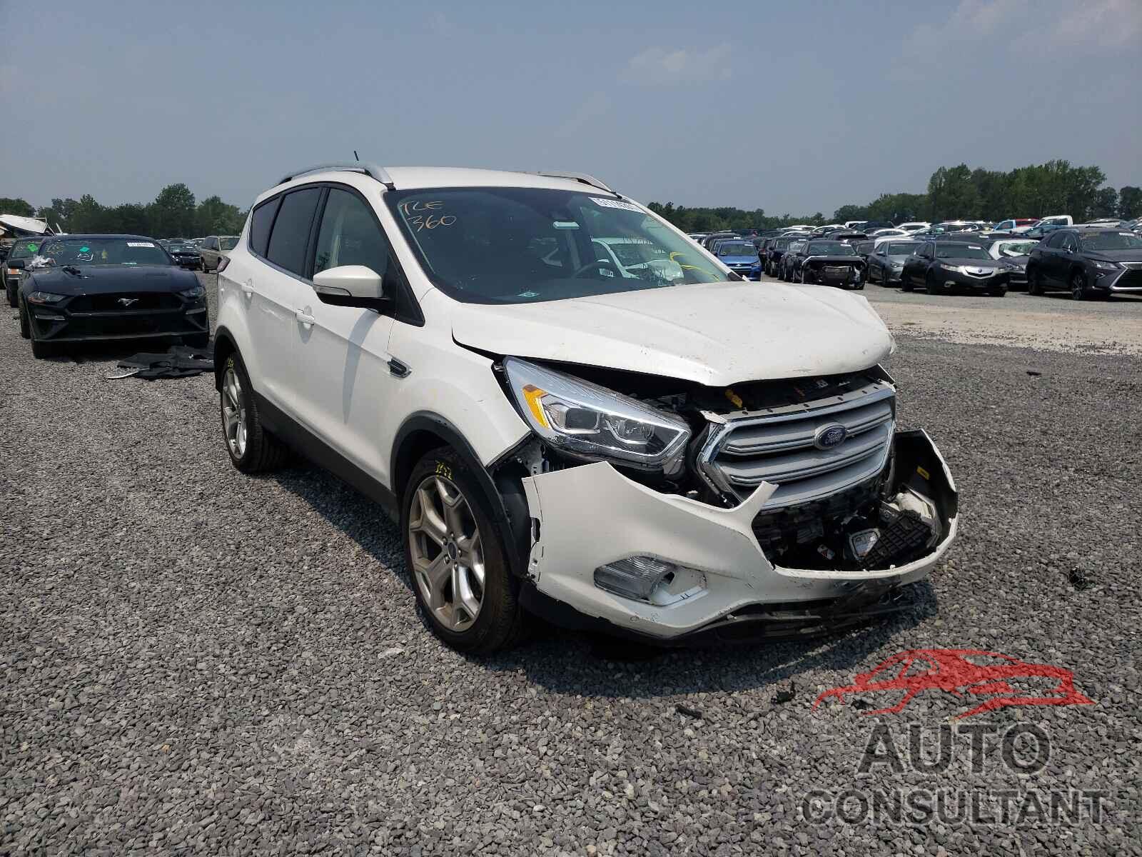 FORD ESCAPE 2018 - 1FMCU0J93JUA53327