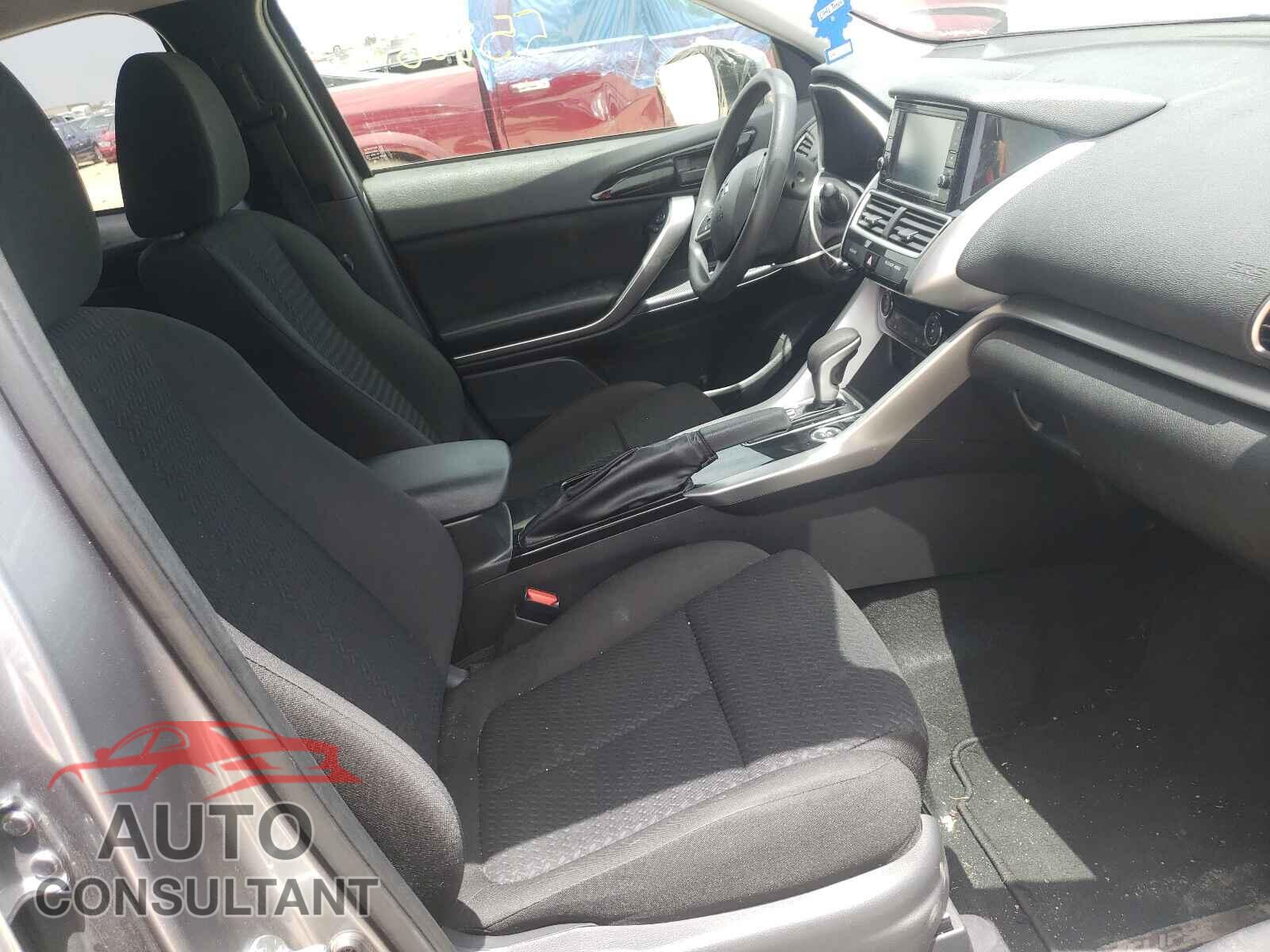 MITSUBISHI ECLIPSE 2019 - JA4AT3AA7KZ032103