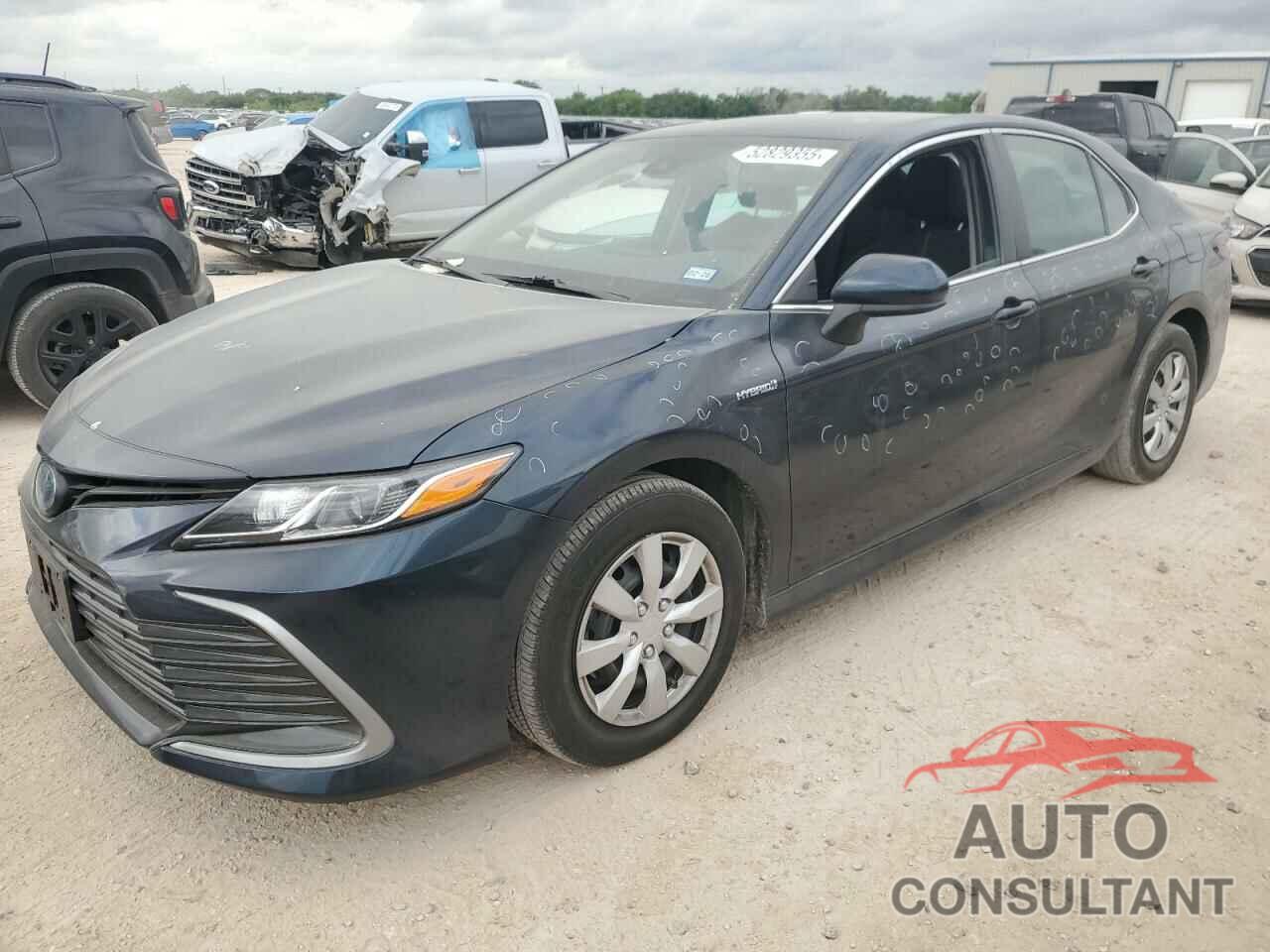 TOYOTA CAMRY 2021 - 4T1C31AKXMU563044