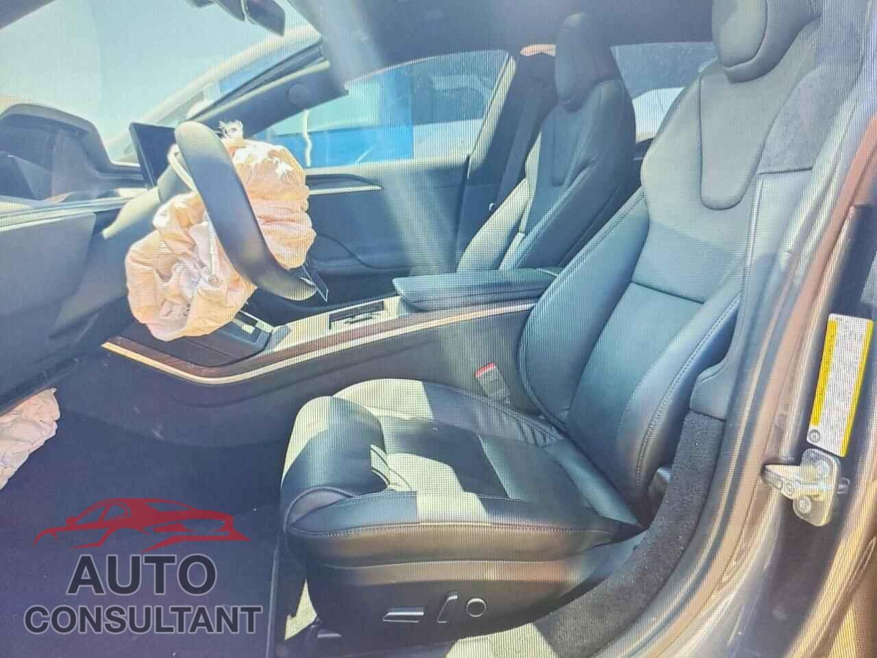 TESLA MODEL S 2022 - 5YJSA1E58NF488106