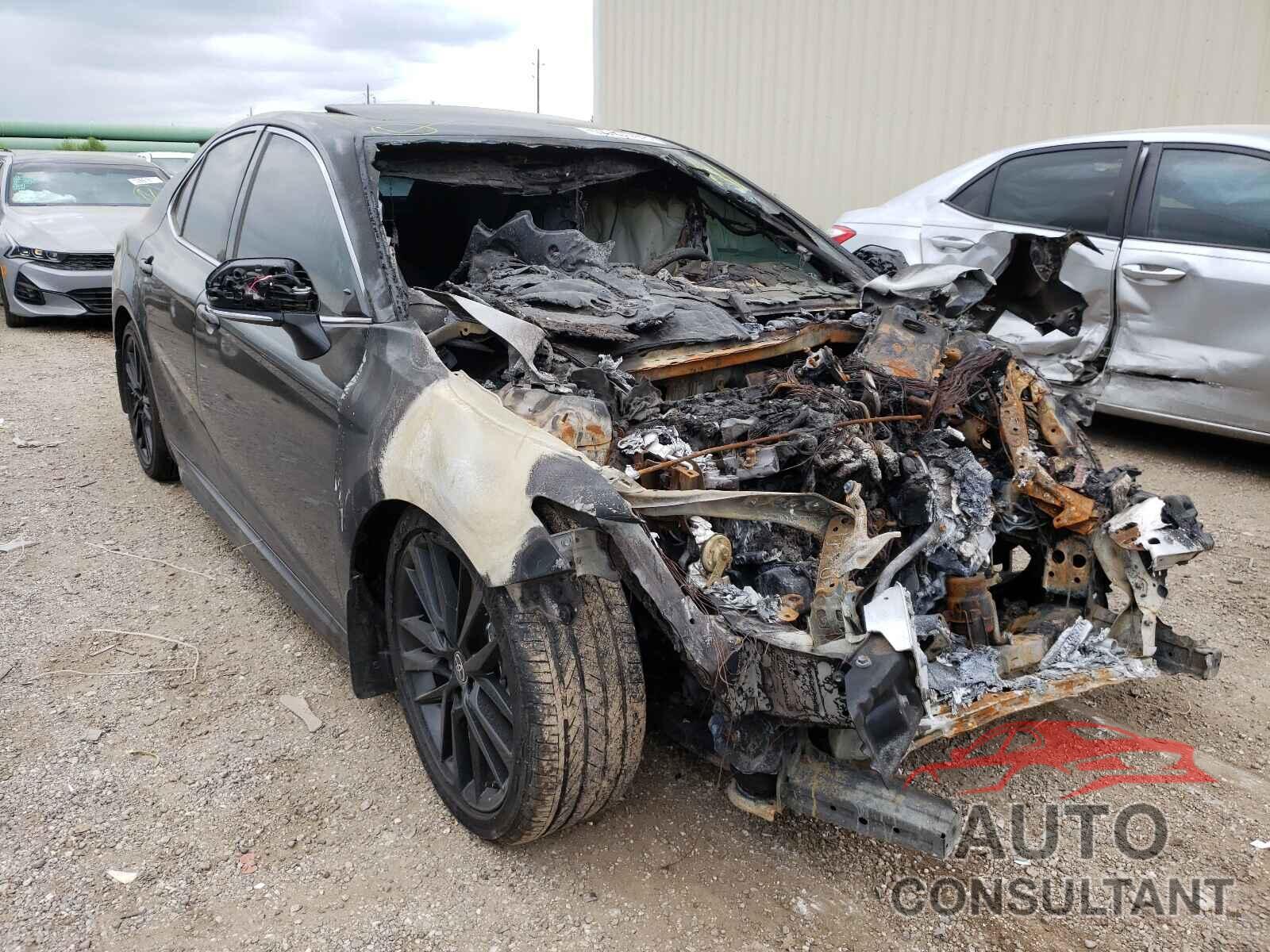 TOYOTA CAMRY 2021 - 4T1K31AK7MU029107
