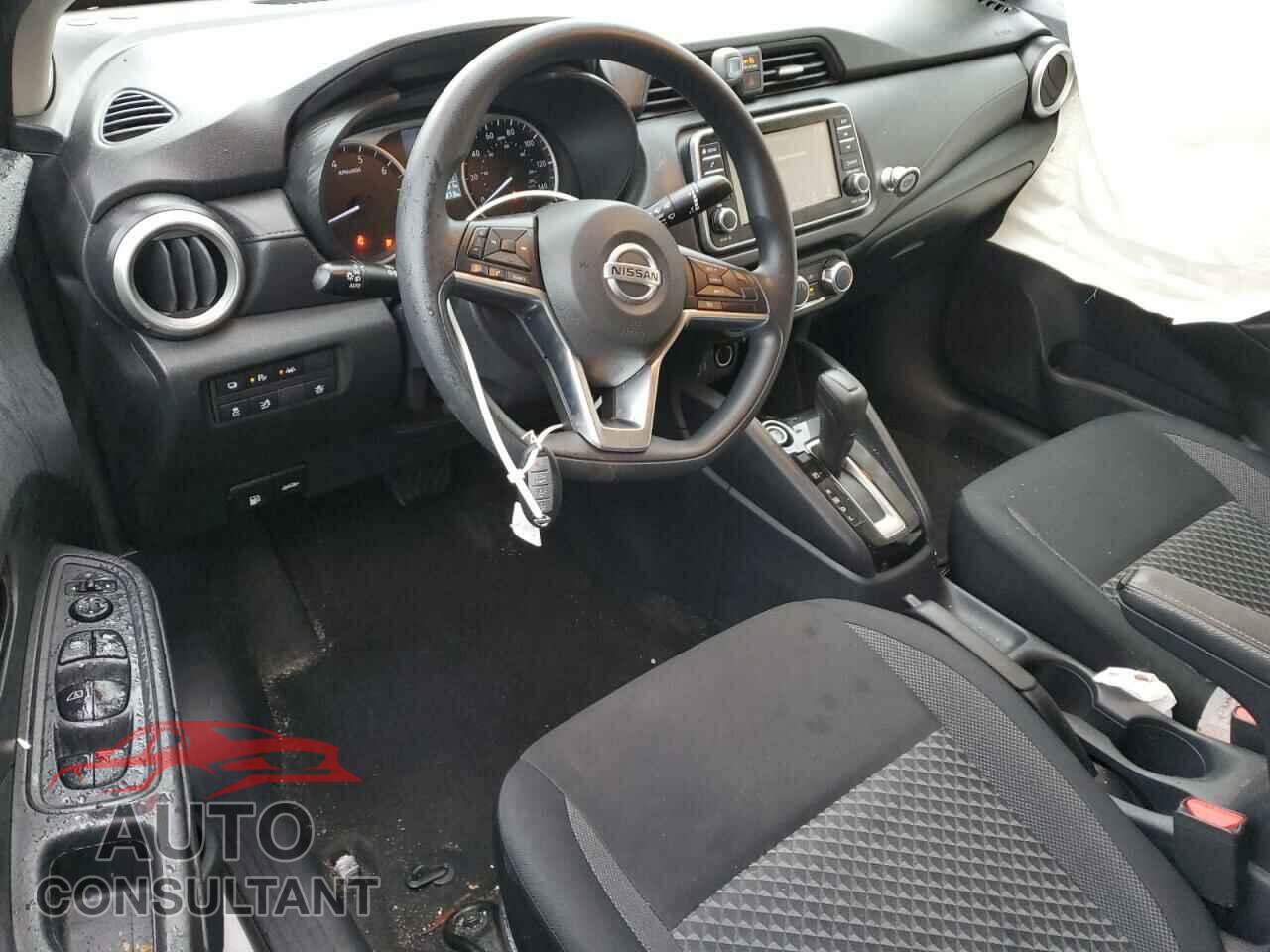 NISSAN VERSA 2020 - 3N1CN8DV6LL831158