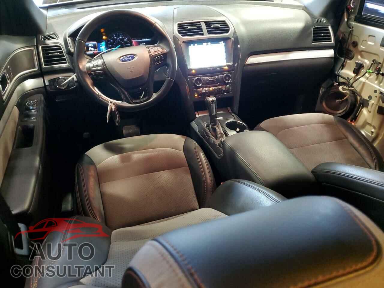 FORD EXPLORER 2017 - 1FM5K8D88HGD71971