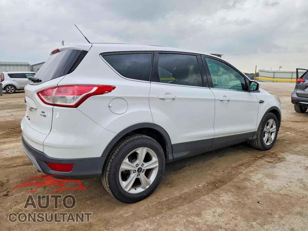 FORD ESCAPE 2015 - 1FMCU9GX2FUB38810