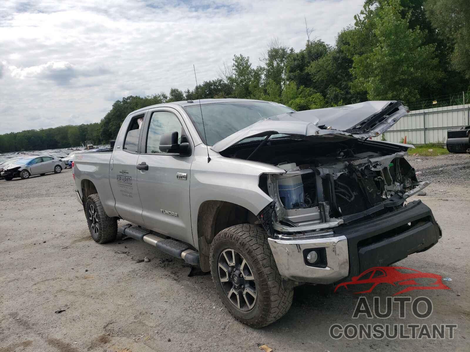 TOYOTA TUNDRA 2017 - 5TFUY5F16HX639042