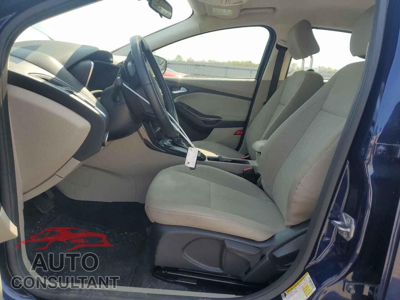 FORD FOCUS 2017 - 1FADP3R45HL343570