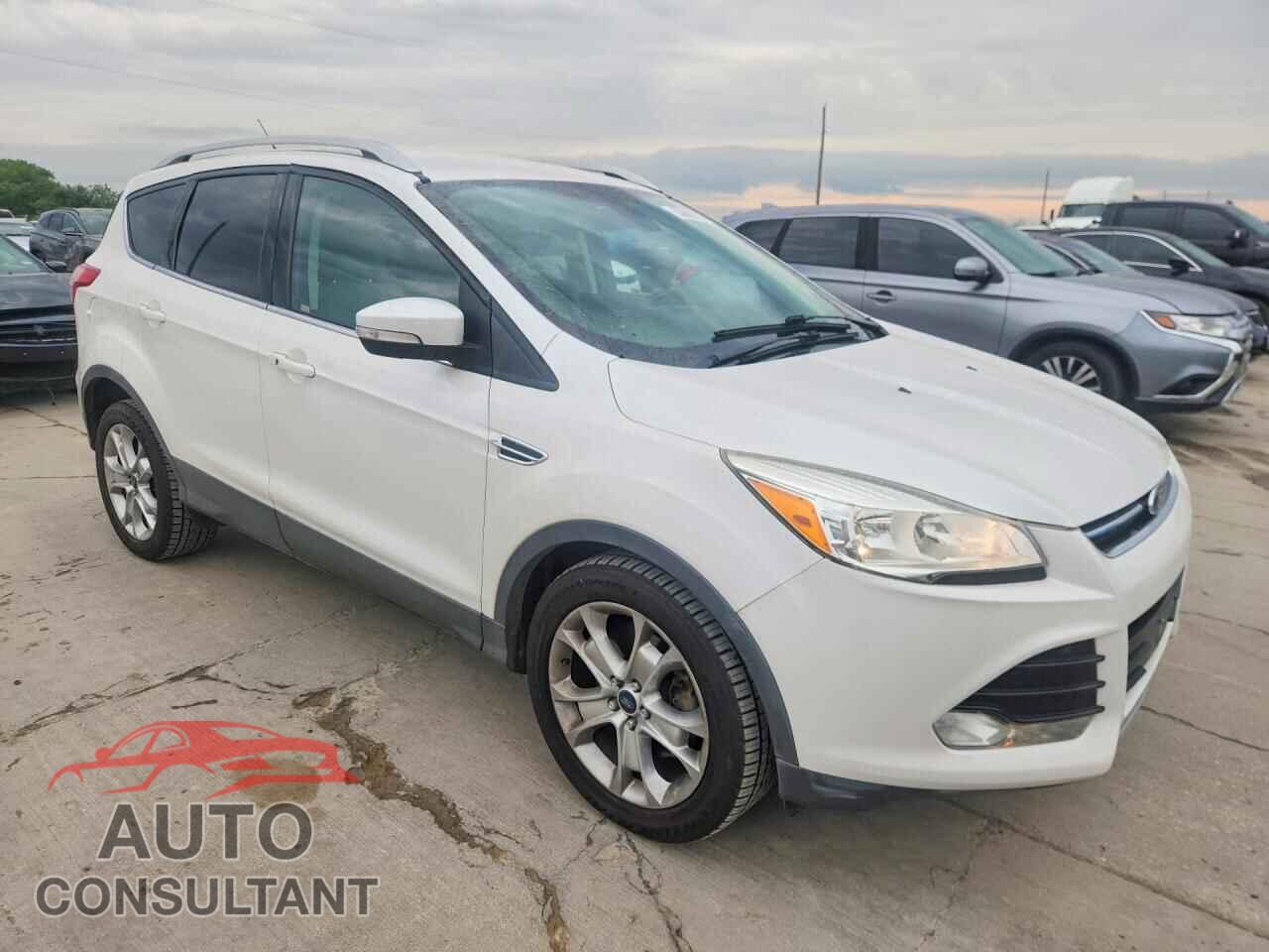 FORD ESCAPE 2015 - 1FMCU0J94FUB60829