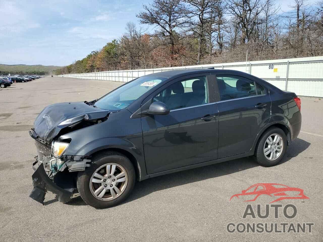 CHEVROLET SONIC 2014 - 1G1JC5SH0E4214815
