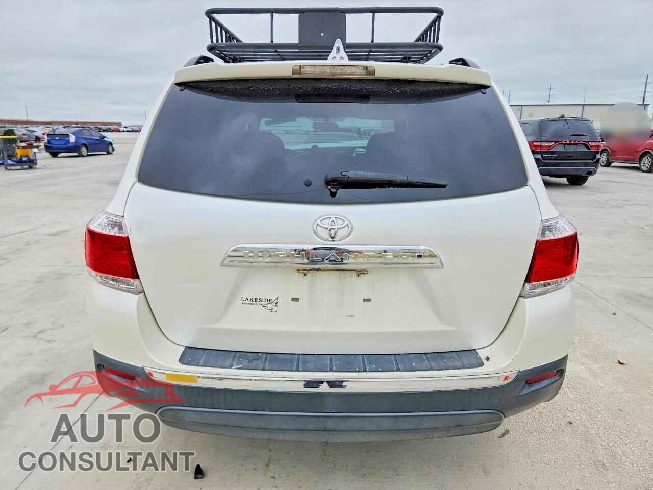 TOYOTA HIGHLANDER 2013 - 5TDZA3EH8DS035196