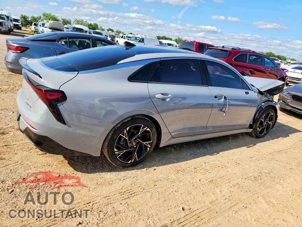 KIA K5 2025 - KNAG64J73S5381684