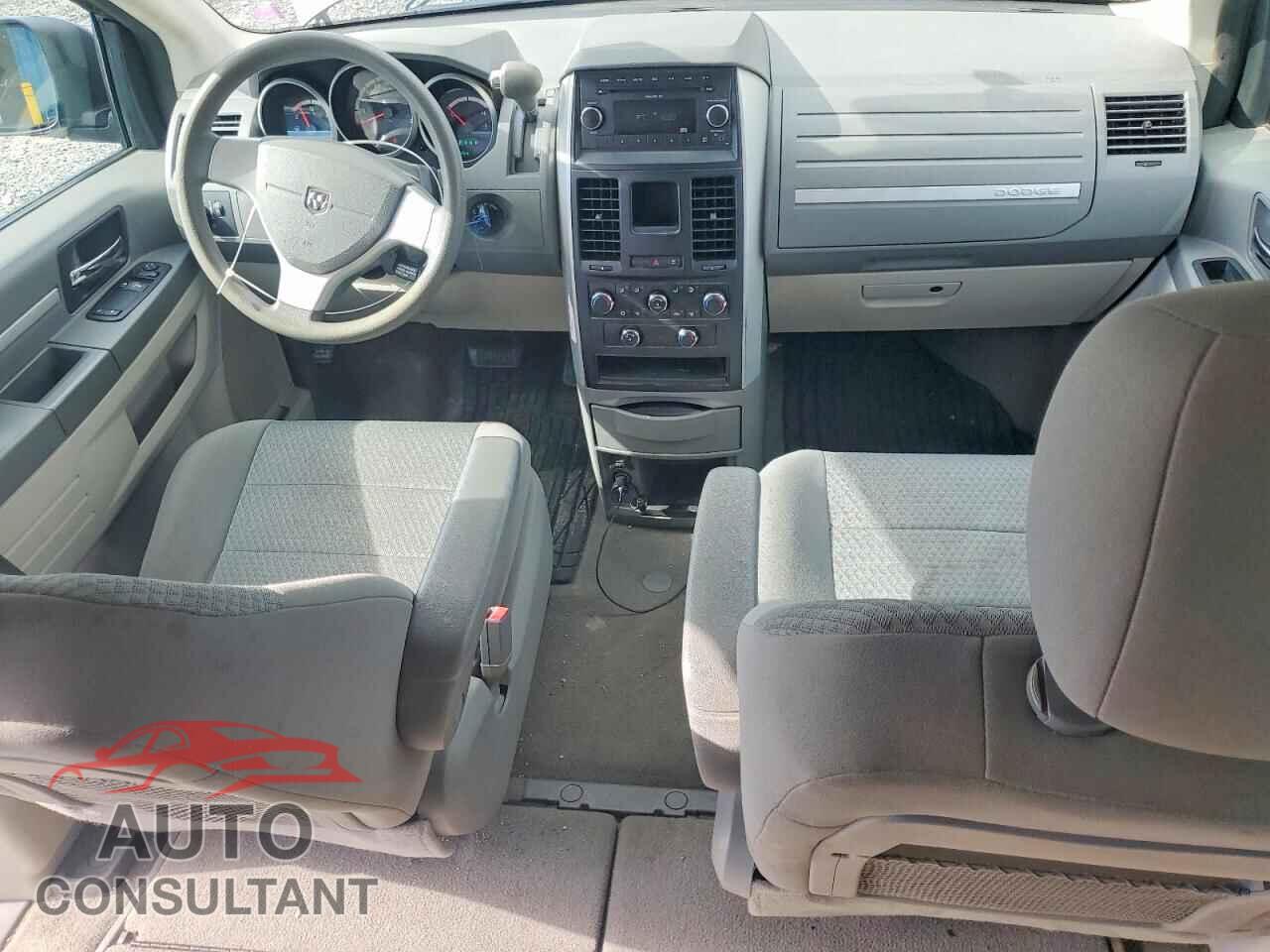 DODGE CARAVAN 2010 - 2D4RN4DE2AR260206